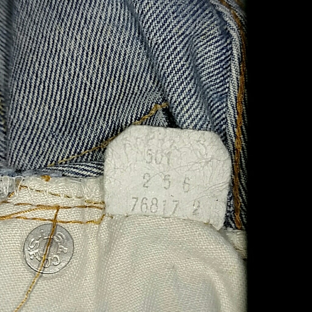 SOLD Vintage Levi's 501 Button Fly Skirt SZ 30 - Picture 8 of 8